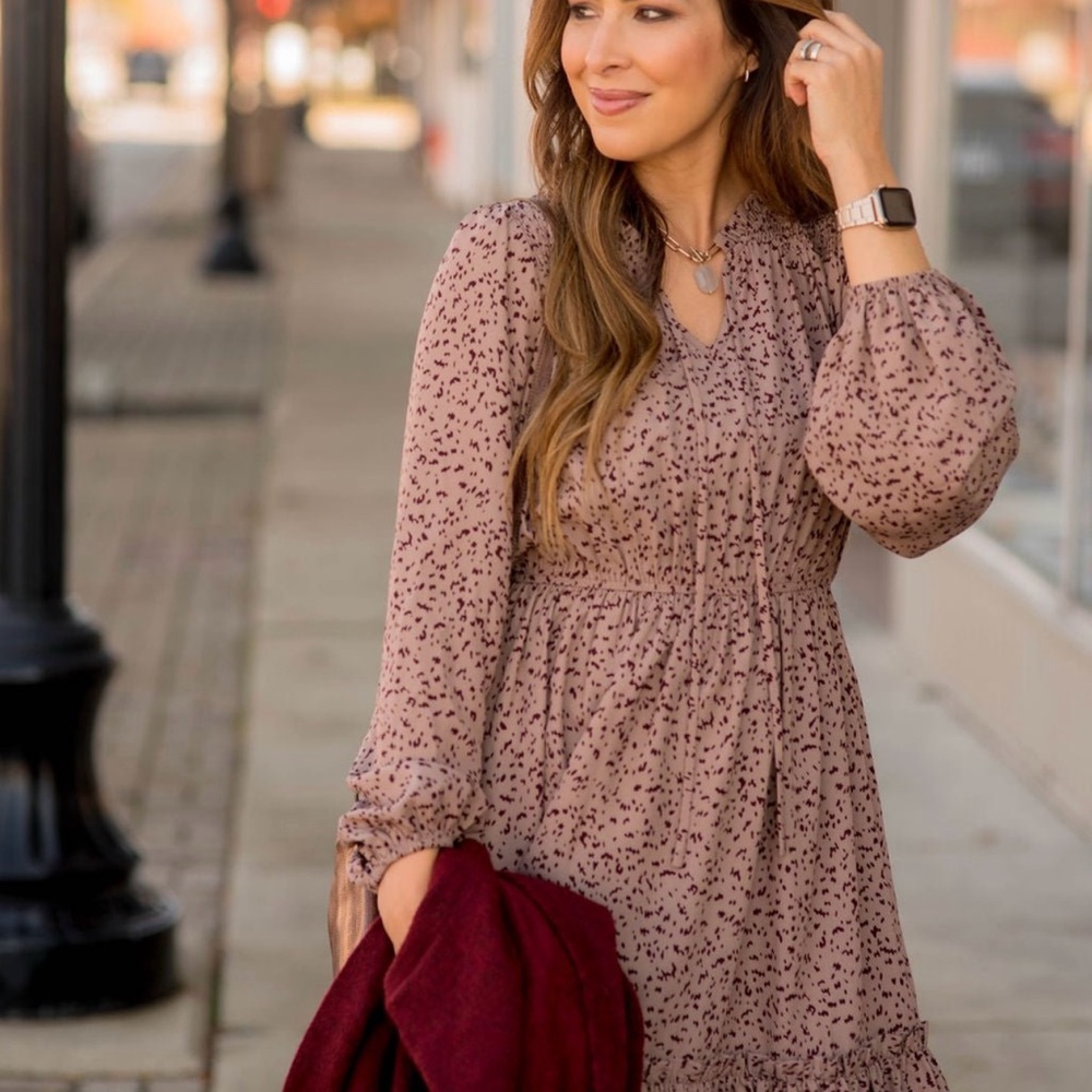 Boutique Dress-Splattered Long Sleeve Cinched Dress.
